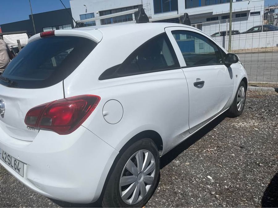 Opel Corsa Van — foto 11