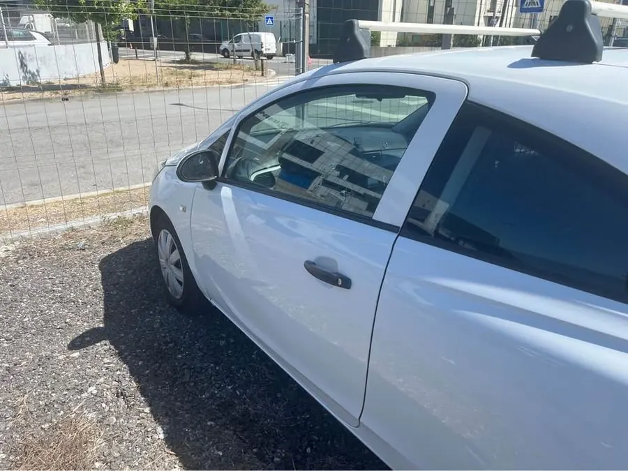 Opel Corsa Van — foto 14